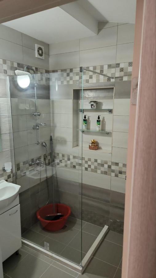 Apartmani Mia Sorajic Petrovac エクステリア 写真