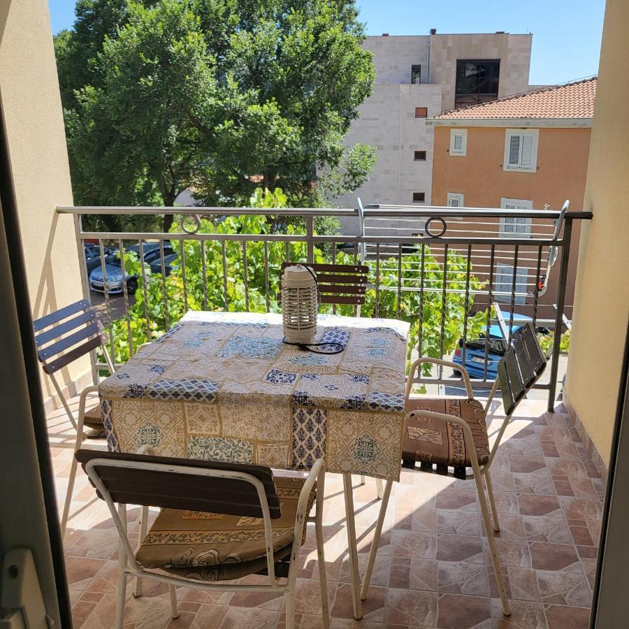 Apartmani Mia Sorajic Petrovac エクステリア 写真