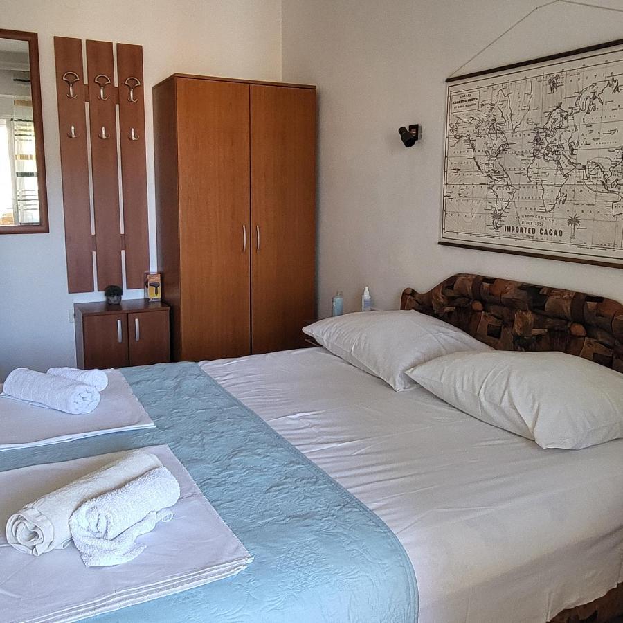 Apartmani Mia Sorajic Petrovac エクステリア 写真