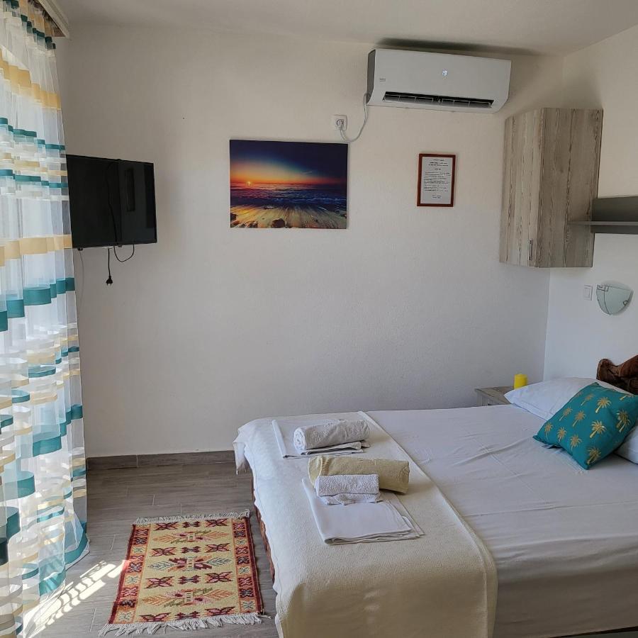 Apartmani Mia Sorajic Petrovac エクステリア 写真